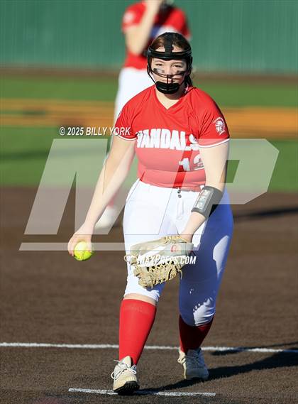 Thumbnail 1 in Grand Saline vs Van photogallery.