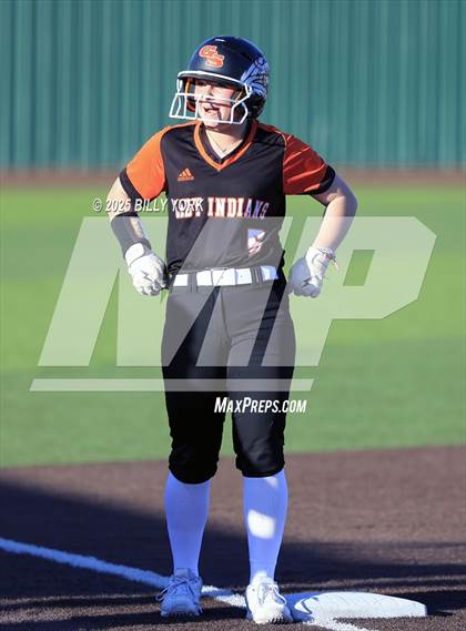 Thumbnail 3 in Grand Saline vs Van photogallery.