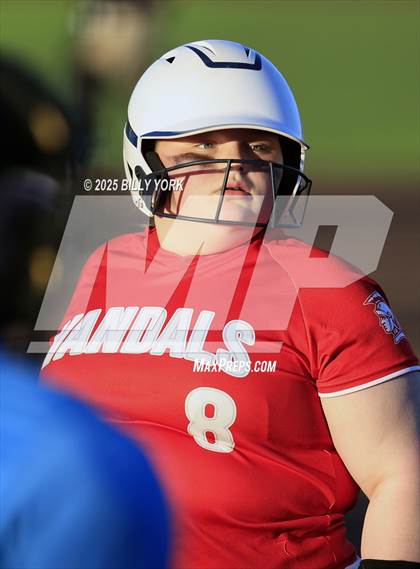 Thumbnail 2 in Grand Saline vs Van photogallery.
