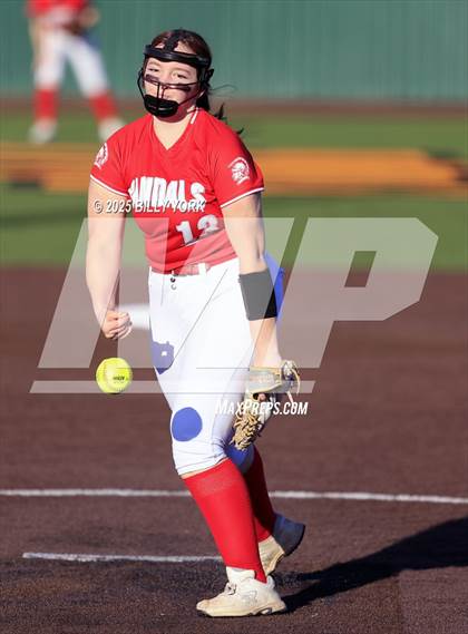 Thumbnail 1 in Grand Saline vs Van photogallery.