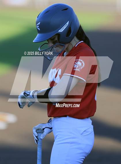 Thumbnail 2 in Grand Saline vs Van photogallery.