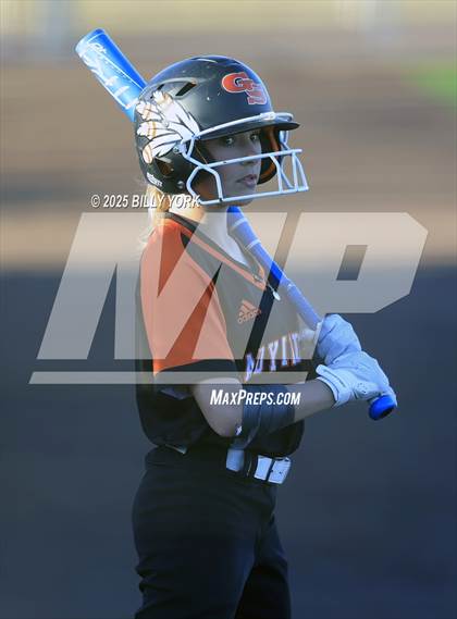 Thumbnail 1 in Grand Saline vs Van photogallery.