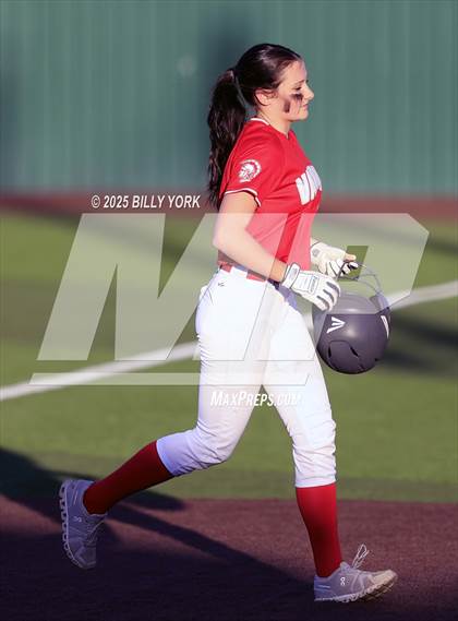 Thumbnail 1 in Grand Saline vs Van photogallery.