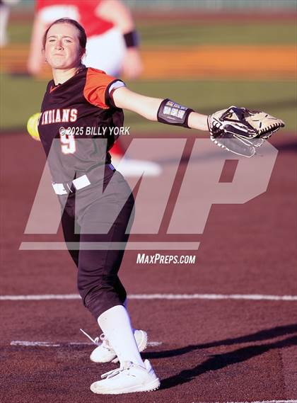 Thumbnail 1 in Grand Saline vs Van photogallery.