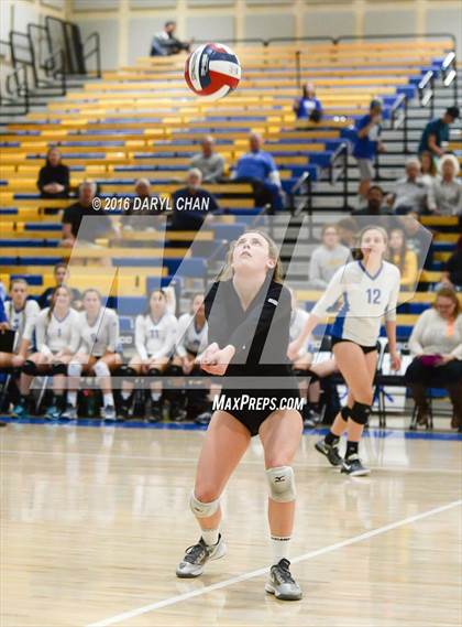 Thumbnail 2 in Crossroads vs. Acalanes (CIF State D3 Final) photogallery.