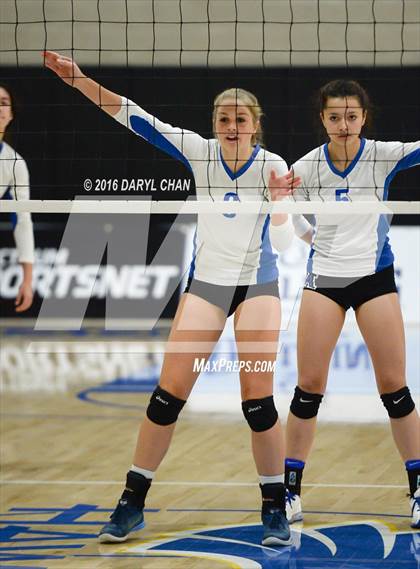 Thumbnail 3 in Crossroads vs. Acalanes (CIF State D3 Final) photogallery.