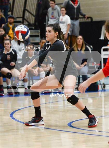 Thumbnail 2 in Crossroads vs. Acalanes (CIF State D3 Final) photogallery.