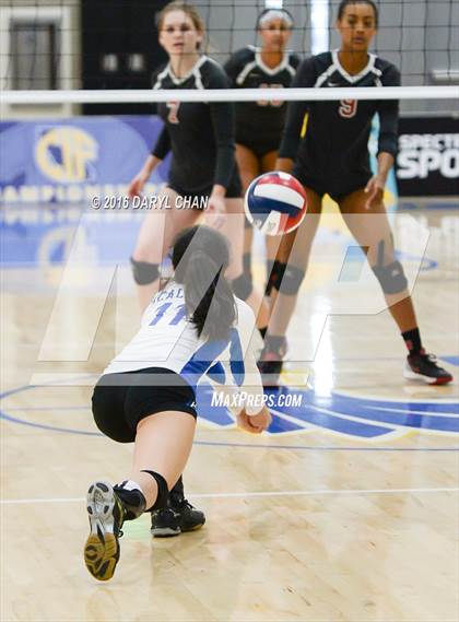Thumbnail 2 in Crossroads vs. Acalanes (CIF State D3 Final) photogallery.