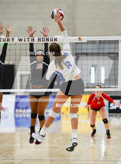Thumbnail 3 in Crossroads vs. Acalanes (CIF State D3 Final) photogallery.