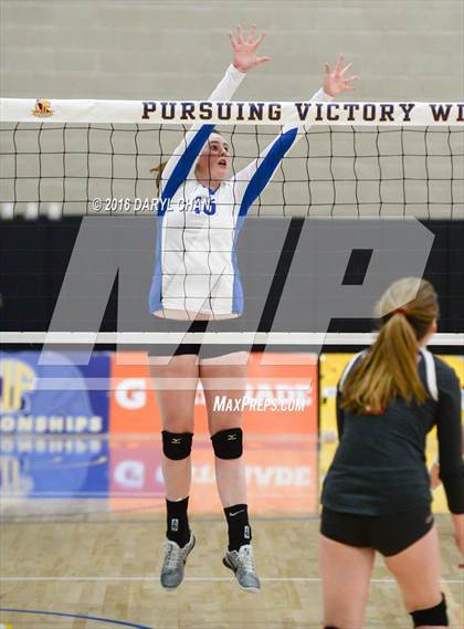 Thumbnail 2 in Crossroads vs. Acalanes (CIF State D3 Final) photogallery.
