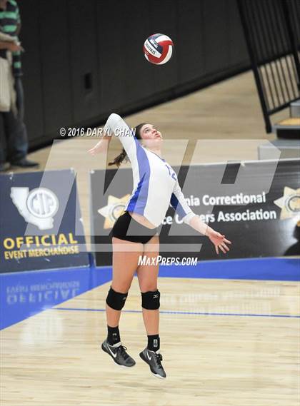 Thumbnail 3 in Crossroads vs. Acalanes (CIF State D3 Final) photogallery.