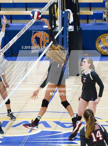 Thumbnail 1 in Crossroads vs. Acalanes (CIF State D3 Final) photogallery.