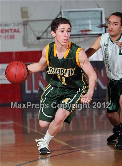 Thumbnail 3 in Moorpark v 29 Palms (MaxPreps Holiday Classic) photogallery.
