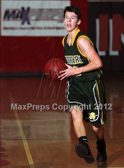 Thumbnail 1 in Moorpark v 29 Palms (MaxPreps Holiday Classic) photogallery.