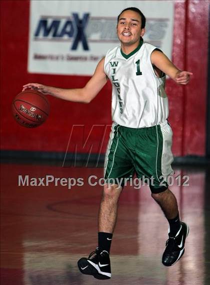 Thumbnail 3 in Moorpark v 29 Palms (MaxPreps Holiday Classic) photogallery.