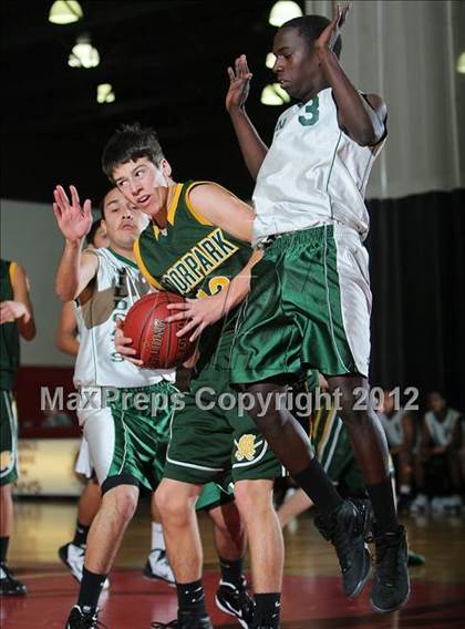 Thumbnail 1 in Moorpark v 29 Palms (MaxPreps Holiday Classic) photogallery.
