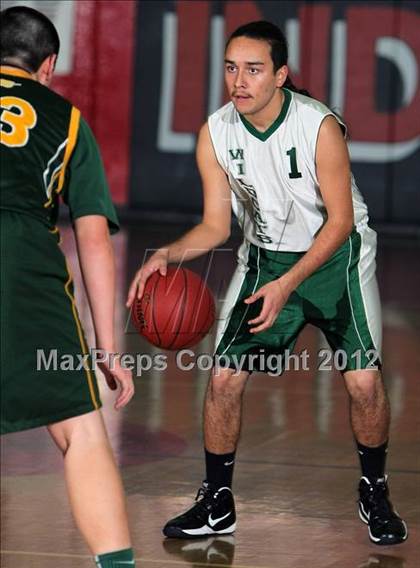 Thumbnail 1 in Moorpark v 29 Palms (MaxPreps Holiday Classic) photogallery.