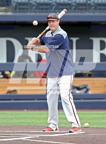 Thumbnail 1 in Colleyville Heritage vs. Ryan (UIL 5A Bi-District Playoff) photogallery.