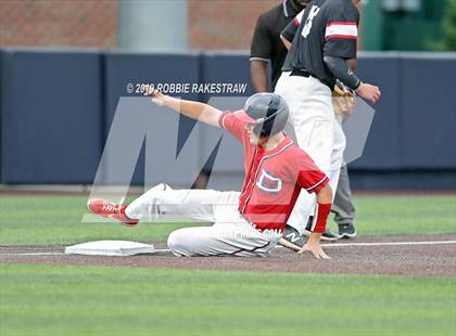 Thumbnail 2 in Colleyville Heritage vs. Ryan (UIL 5A Bi-District Playoff) photogallery.