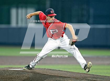 Thumbnail 3 in Colleyville Heritage vs. Ryan (UIL 5A Bi-District Playoff) photogallery.