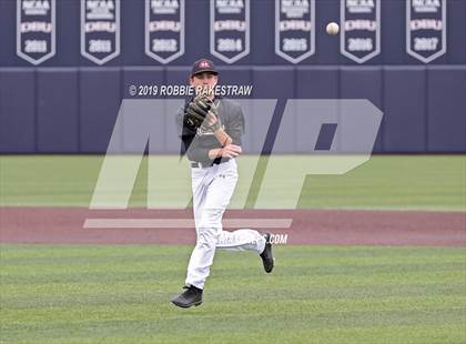 Thumbnail 3 in Colleyville Heritage vs. Ryan (UIL 5A Bi-District Playoff) photogallery.