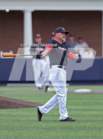 Thumbnail 3 in Colleyville Heritage vs. Ryan (UIL 5A Bi-District Playoff) photogallery.