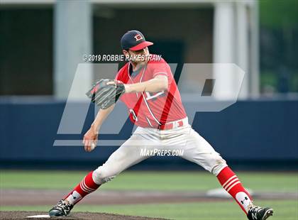 Thumbnail 2 in Colleyville Heritage vs. Ryan (UIL 5A Bi-District Playoff) photogallery.