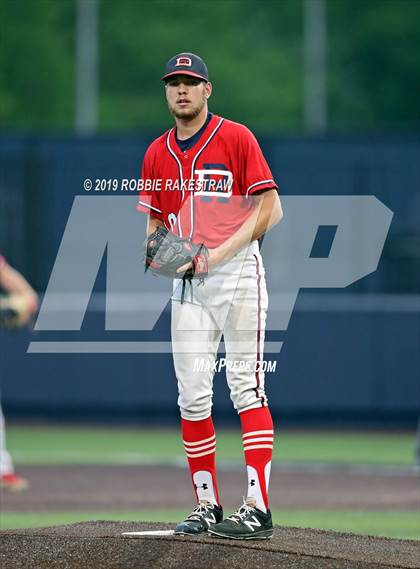 Thumbnail 2 in Colleyville Heritage vs. Ryan (UIL 5A Bi-District Playoff) photogallery.