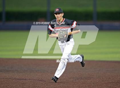 Thumbnail 2 in Colleyville Heritage vs. Ryan (UIL 5A Bi-District Playoff) photogallery.