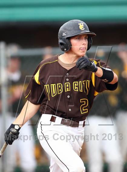 Thumbnail 1 in Yuba City vs. Colfax (CIF SJS D-3 Final) photogallery.