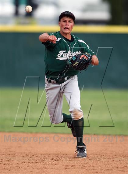 Thumbnail 3 in Yuba City vs. Colfax (CIF SJS D-3 Final) photogallery.