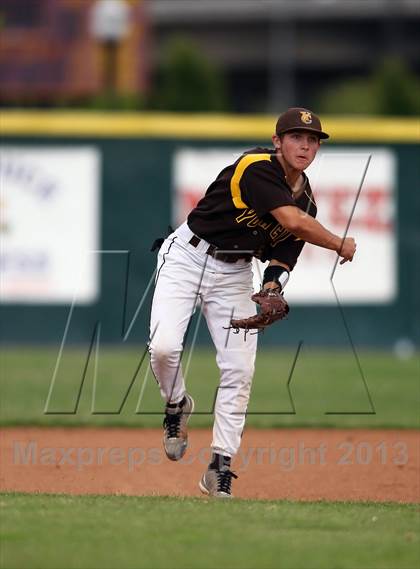 Thumbnail 2 in Yuba City vs. Colfax (CIF SJS D-3 Final) photogallery.