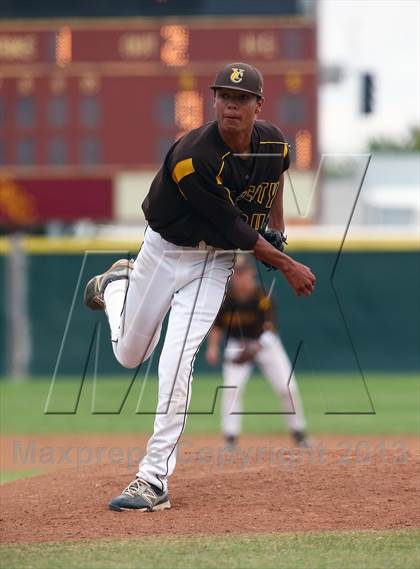 Thumbnail 3 in Yuba City vs. Colfax (CIF SJS D-3 Final) photogallery.