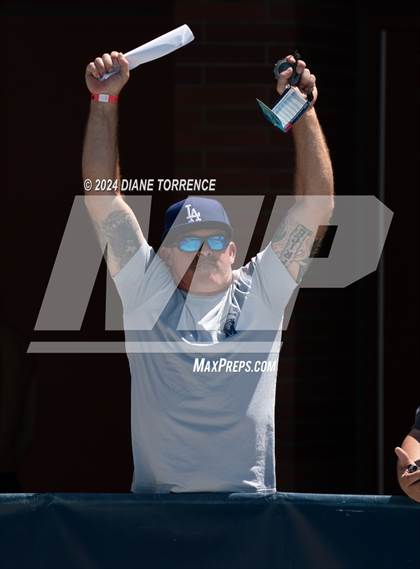 Thumbnail 2 in CIF-SS Division 4 Preliminaries photogallery.