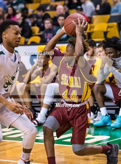 Thumbnail 2 in Cardinal Spellman vs Mansfield (TD Garden Good Sports Invitational) photogallery.