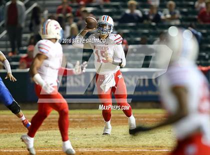 Thumbnail 1 in Archbishop Rummel vs John Curtis (LHSAA Division I Semifinal) photogallery.