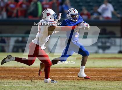 Thumbnail 2 in Archbishop Rummel vs John Curtis (LHSAA Division I Semifinal) photogallery.