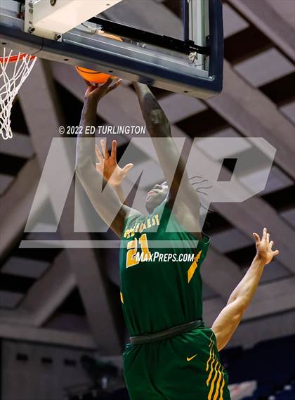 Thumbnail 2 in Greenforest vs. King's Ridge Christian GHSA Class A Private Championship photogallery.