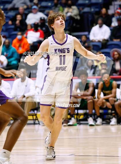 Thumbnail 3 in Greenforest vs. King's Ridge Christian GHSA Class A Private Championship photogallery.