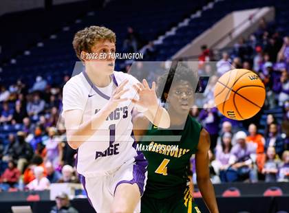 Thumbnail 2 in Greenforest vs. King's Ridge Christian GHSA Class A Private Championship photogallery.