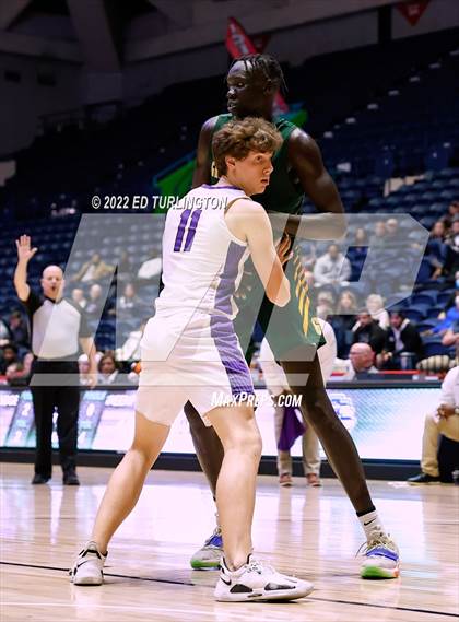Thumbnail 3 in Greenforest vs. King's Ridge Christian GHSA Class A Private Championship photogallery.