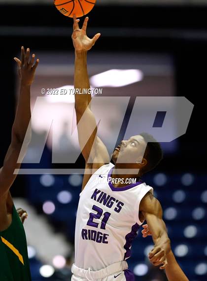 Thumbnail 3 in Greenforest vs. King's Ridge Christian GHSA Class A Private Championship photogallery.
