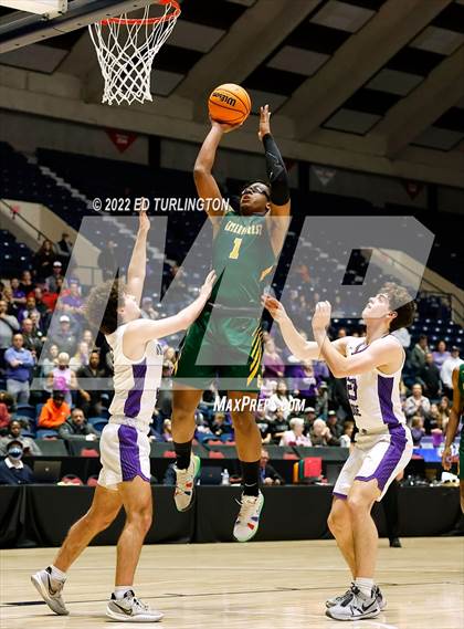Thumbnail 1 in Greenforest vs. King's Ridge Christian GHSA Class A Private Championship photogallery.