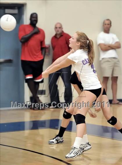 Thumbnail 2 in Corona del Mar vs Carlsbad (Dave Mohs Tournament) photogallery.