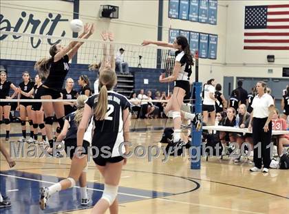Thumbnail 2 in Corona del Mar vs Carlsbad (Dave Mohs Tournament) photogallery.