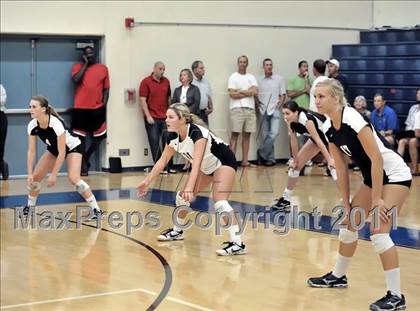 Thumbnail 1 in Corona del Mar vs Carlsbad (Dave Mohs Tournament) photogallery.
