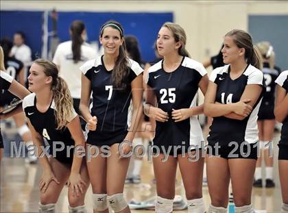 Thumbnail 1 in Corona del Mar vs Carlsbad (Dave Mohs Tournament) photogallery.