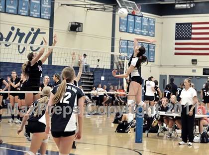 Thumbnail 1 in Corona del Mar vs Carlsbad (Dave Mohs Tournament) photogallery.