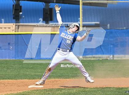Thumbnail 1 in Grossmont vs La Costa Canyon (73rd Annual San Diego Lions Tournament) photogallery.