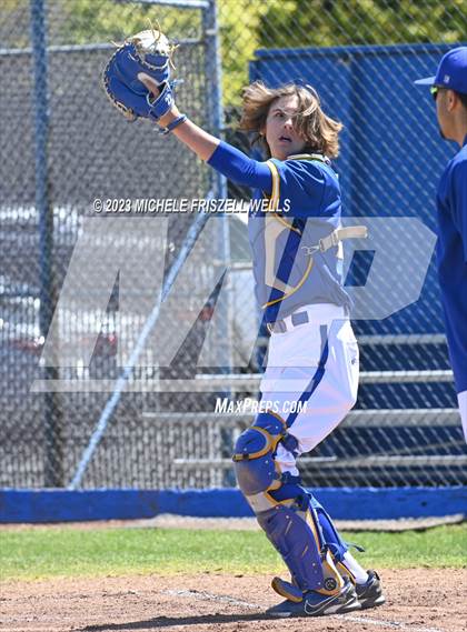 Thumbnail 3 in Grossmont vs La Costa Canyon (73rd Annual San Diego Lions Tournament) photogallery.